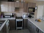 2 Bed Honeypark Property To Rent