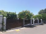 3 Bed Paarl South House To Rent