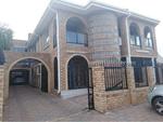 8 Bed Lenasia South House For Sale
