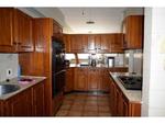 3 Bed Florauna Apartment For Sale