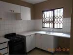 2 Bed Meerensee Apartment To Rent