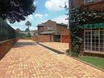 4 Bed Bassonia House To Rent