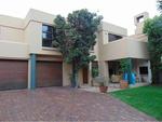 3 Bed Lonehill Property To Rent