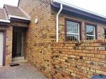 3 Bed Amberfield Crest Estate Property To Rent