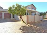 3 Bed Eagle Canyon Golf Estate Property To Rent