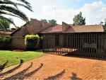 3 Bed Daggafontein House For Sale