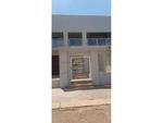 3 Bed Laudium Commercial Property To Rent