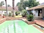 3 Bed Sundowner House To Rent