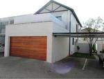 2 Bed Lynnwood Property For Sale