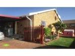 3 Bed Greenhills Farm For Sale