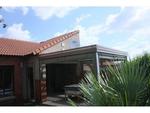 2 Bed Rietvlei Ridge Property To Rent
