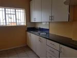 0.5 Bed Southernwood Apartment To Rent