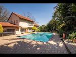 5 Bed Savoy Estate House For Sale