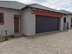3 Bed House in Heatherdale
