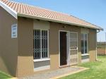 2 Bed House in Waterval