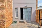 2 Bed Apartment in Tijger Valley and surrounds