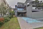 4 Bed Townhouse in Camps Bay