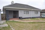 4 Bed House in Goodwood