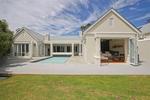 5 Bed House in Steenberg Golf Estate