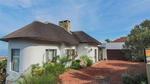 6 Bed House in Outeniqua Strand