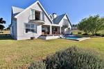 5 Bed House in Gloria Bay