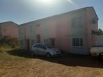 2 Bed Flat in Caneside