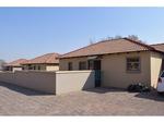 2 Bed Rensburg Property For Sale