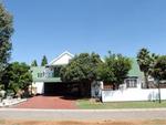 5 Bed Vaalview House For Sale