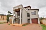 4 Bed House in Malelane