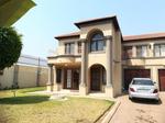 3 Bed Townhouse in Burgersfort