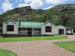 3 Bed Townhouse in Clarens