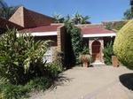 5 Bed House in Jim Fouche Park