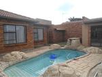 3 Bed Jansen Park Property To Rent