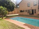 4 Bed Buffelspoort House To Rent