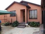 2 Bed Klipfontein View House For Sale