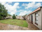 2 Bed Witpoortjie House For Sale