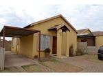 Property - Mohlakeng. Houses & Property For Sale in Mohlakeng
