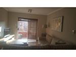 2 Bed Die Hoewes Apartment To Rent