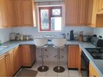 2 Bed Summerstrand Apartment To Rent