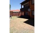 2 Bed Turffontein Apartment To Rent