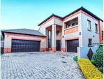 3.5 Bed Olympus House For Sale