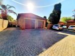 4 Bed Radiokop Property For Sale