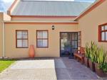 3 Bed Blue Water Bay House For Sale