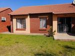 2 Bed Eco-Park Estate Property To Rent
