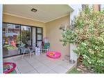 3 Bed Greenstone Hill Property For Sale