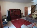 2 Bed Eikepark Property To Rent