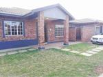 2 Bed Crystal Park House To Rent