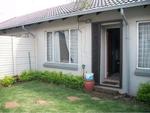 2 Bed Rooihuiskraal North House For Sale