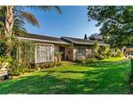 Property - Constantia Kloof. Houses & Property For Sale in Constantia Kloof