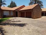 3 Bed Rooihuiskraal North House For Sale